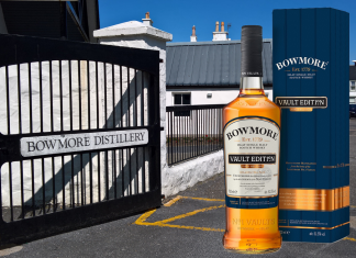 Bowmore Distyllery and Vault edition